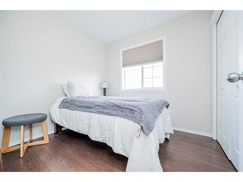 6218 90 Street, Grande Prairie, AB - Indoor Photo Showing Bedroom