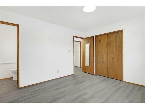 11713 95 Street, Grande Prairie, AB - Indoor Photo Showing Other Room