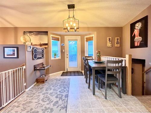 8829 65 Avenue, Grande Prairie, AB - Indoor Photo Showing Dining Room