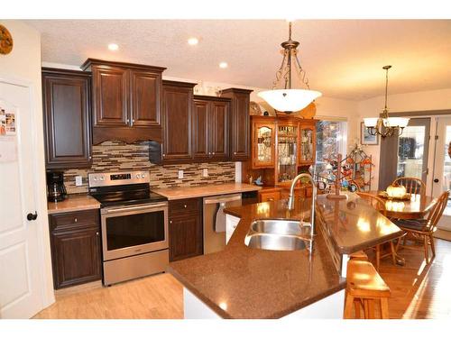 6306 99 Street, Grande Prairie, AB - Indoor Photo Showing Kitchen With Double Sink