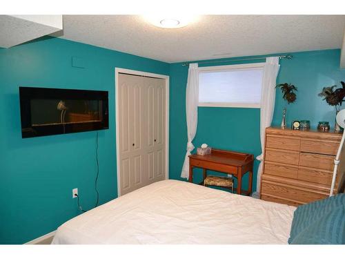 6306 99 Street, Grande Prairie, AB - Indoor Photo Showing Bedroom