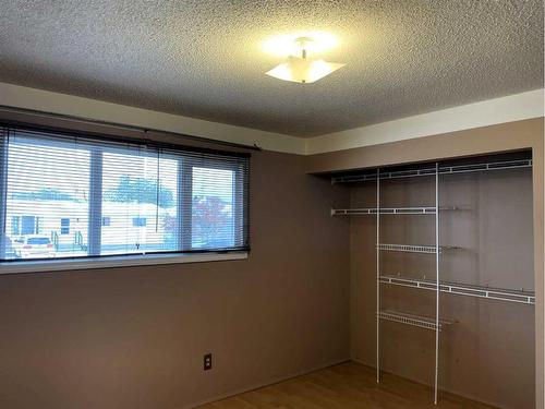 11828 104 Avenue, Fairview, AB - Indoor