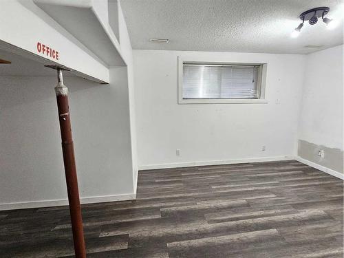 12401 97B Street, Grande Prairie, AB - Indoor Photo Showing Other Room