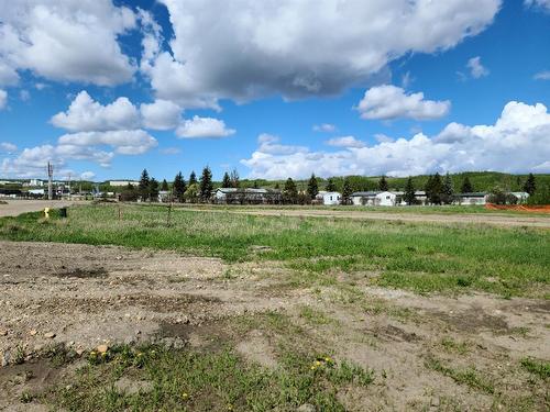 8016 97 Avenue, Peace River, AB 