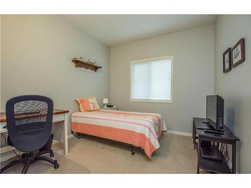 103D-8640 103 Avenue, Grande Prairie, AB - Indoor Photo Showing Bedroom