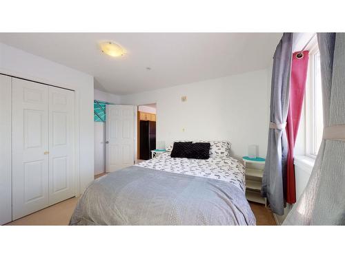 310-11240 104 Avenue, Grande Prairie, AB - Indoor Photo Showing Bedroom