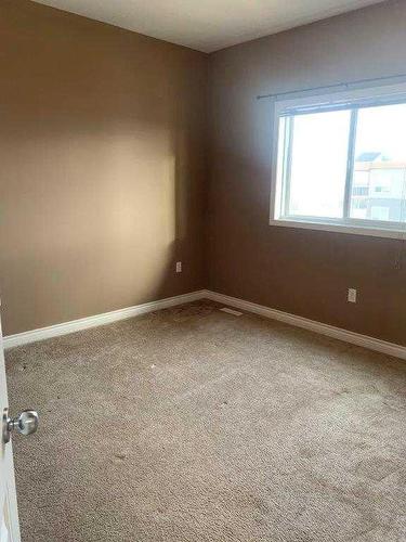 401-9225 Lakeland Drive, Grande Prairie, AB - Indoor Photo Showing Other Room