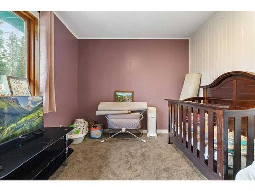 743026 Rr 50, Rural Grande Prairie No. 1, County Of, AB - Indoor Photo Showing Bedroom