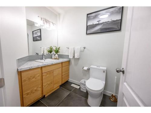 13505 92 Street, Peace River, AB - Indoor Photo Showing Bathroom