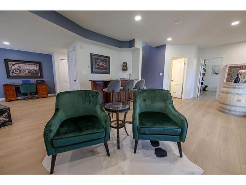 13505 92 Street, Peace River, AB - Indoor Photo Showing Living Room