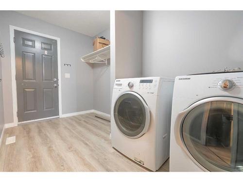 9701 67 Avenue, Grande Prairie, AB - Indoor Photo Showing Laundry Room