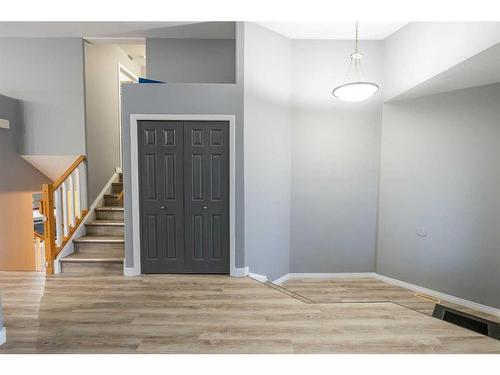 9701 67 Avenue, Grande Prairie, AB - Indoor Photo Showing Other Room