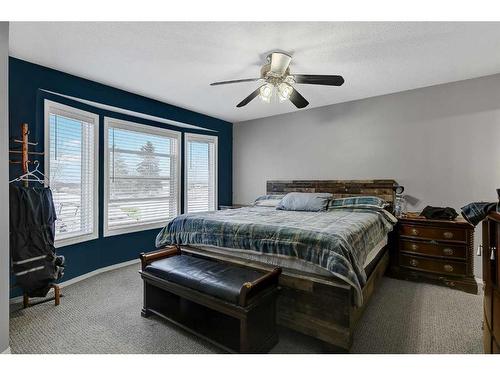 13-71204 Range Road 55, Grande Prairie, AB - Indoor Photo Showing Bedroom