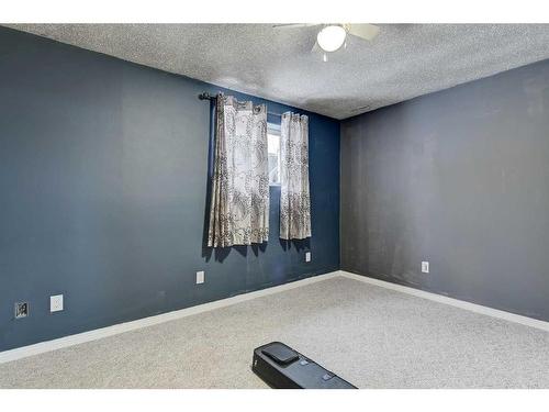 13-71204 Range Road 55, Grande Prairie, AB - Indoor Photo Showing Other Room