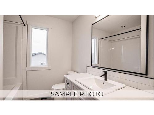 7125 86 Street, Grande Prairie, AB - Indoor Photo Showing Bathroom