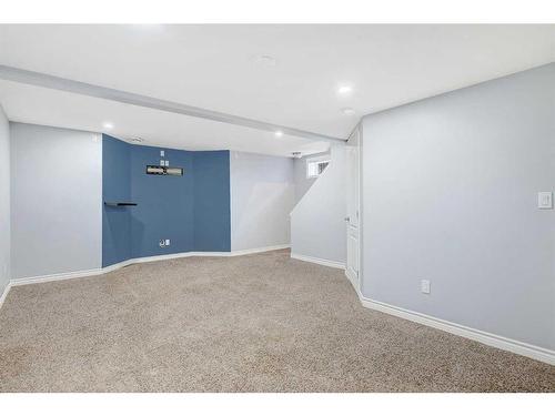 18 Pinnacle Avenue, Grande Prairie, AB - Indoor Photo Showing Other Room