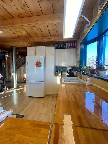 14119 Township Road 774, Rural Big Lakes County, AB - Indoor Photo Showing Kitchen With Double Sink