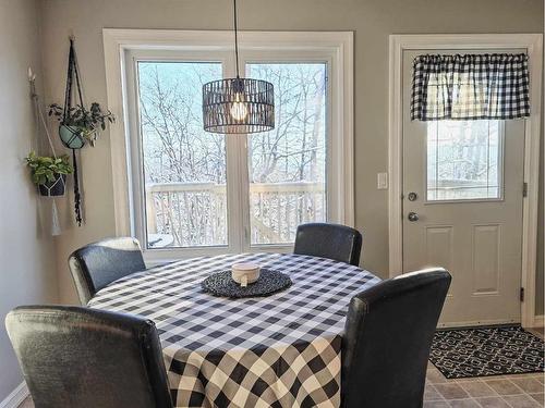 7 - 131 Moberly Road, Grande Cache, AB - Indoor Photo Showing Dining Room