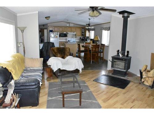 82440 Range Road 221, Rural Northern Sunrise County, AB - Indoor Photo Showing Living Room