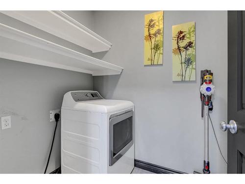 11313 81 Avenue, Grande Prairie, AB - Indoor Photo Showing Laundry Room