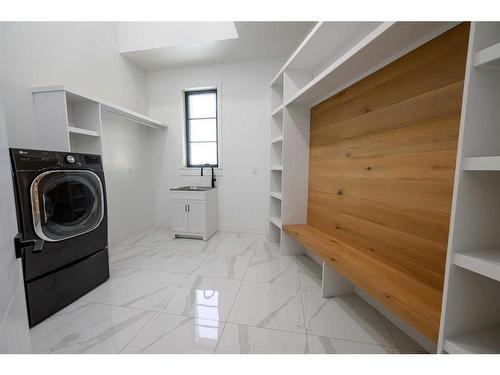 6119 76A Street, Rural Grande Prairie No. 1, County Of, AB - Indoor Photo Showing Laundry Room