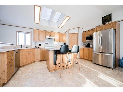 55046 725 Township, Rural Grande Prairie No. 1, County Of, AB - Indoor Photo Showing Kitchen