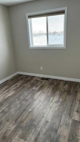 10354 70 Avenue, Grande Prairie, AB - Indoor Photo Showing Other Room