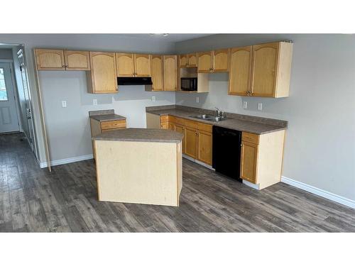 10354 70 Avenue, Grande Prairie, AB - Indoor Photo Showing Kitchen With Double Sink