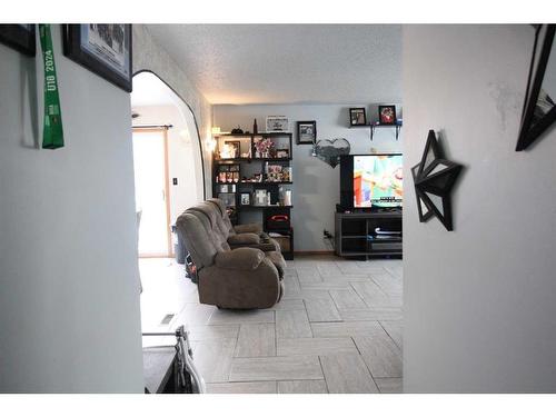 4801 47 Street, Fort Vermilion, AB - Indoor Photo Showing Other Room