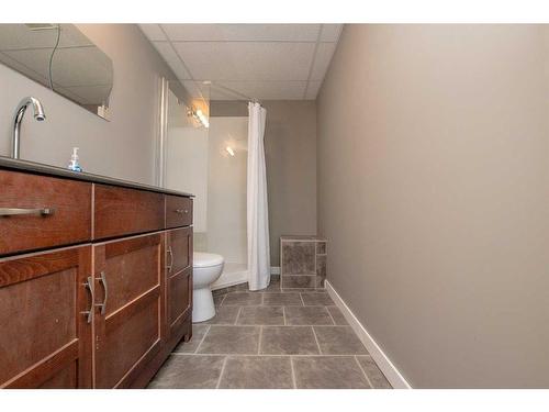 14929 103 Street, Rural Grande Prairie No. 1, County Of, AB - Indoor Photo Showing Bathroom