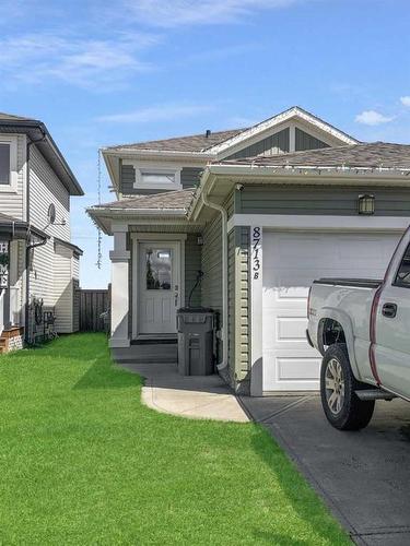 B-8713 88 Street, Grande Prairie, AB 