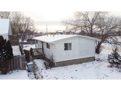 4945 60 Avenue, High Prairie, AB - Outdoor