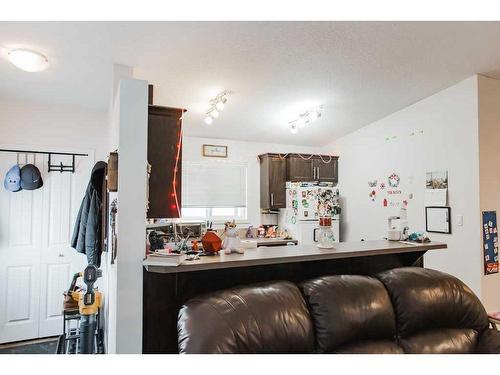 9713 112 Avenue, Clairmont, AB - Indoor