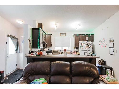 9713 112 Avenue, Clairmont, AB - Indoor