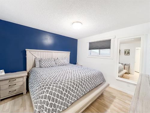 9209 101 Avenue, Sexsmith, AB - Indoor Photo Showing Bedroom