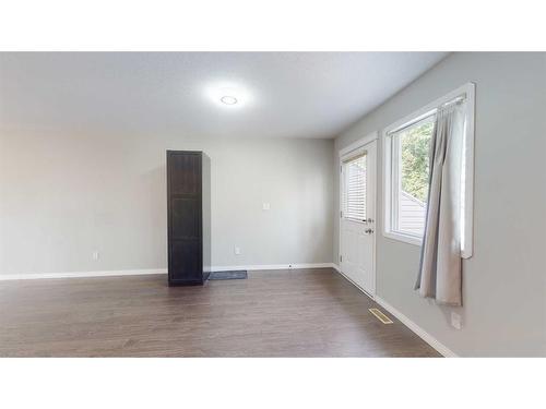 134-9105 91 Street, Grande Prairie, AB - Indoor Photo Showing Other Room