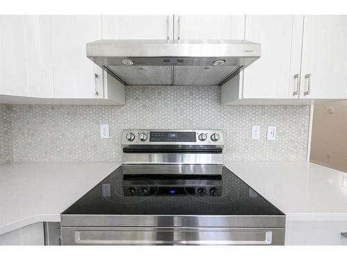 8149 107 Street, Grande Prairie, AB - Indoor Photo Showing Kitchen With Upgraded Kitchen