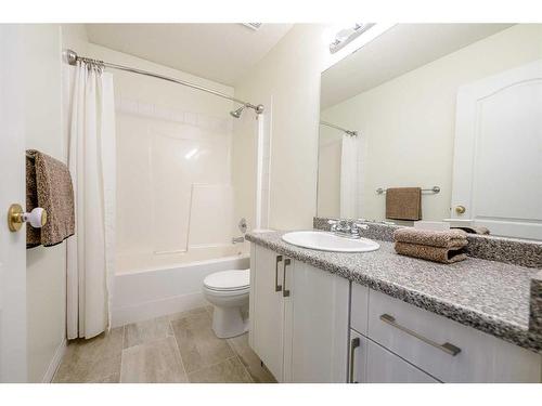 8149 107 Street, Grande Prairie, AB - Indoor Photo Showing Bathroom