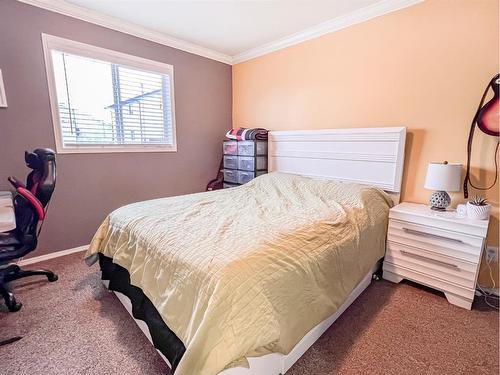 10522 72 Avenue, Grande Prairie, AB - Indoor Photo Showing Bedroom