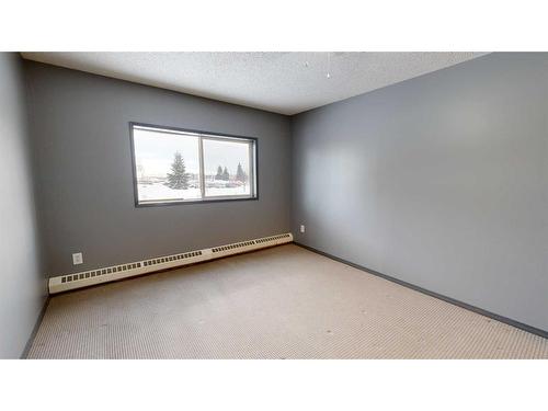 106-9700 92 Avenue, Grande Prairie, AB - Indoor Photo Showing Other Room