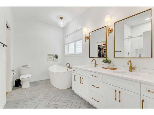 57-704010 Range Road 64, Rural Grande Prairie No. 1, County Of, AB - Indoor Photo Showing Bathroom