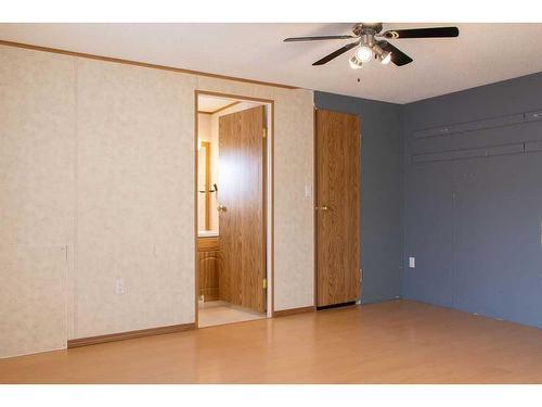 409 Silver Pointe Drive, Rural Grande Prairie No. 1, County Of, AB - Indoor Photo Showing Other Room