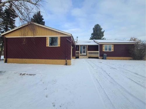 5401 53 Street, Berwyn, AB - Outdoor