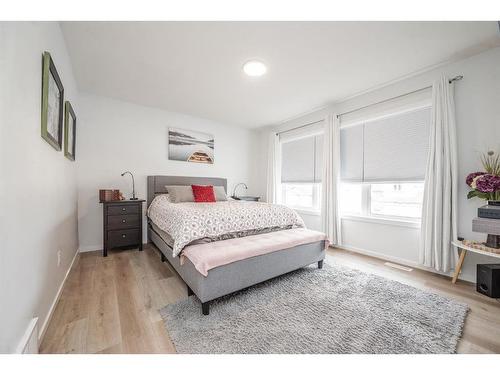 8809 86A Avenue, Grande Prairie, AB - Indoor Photo Showing Bedroom