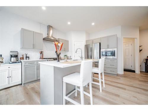 8809 86A Avenue, Grande Prairie, AB - Indoor Photo Showing Kitchen With Upgraded Kitchen