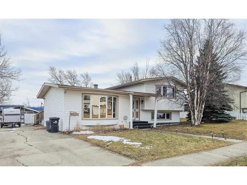 10709 98Th Avenue, Grande Cache, AB - Outdoor With Facade