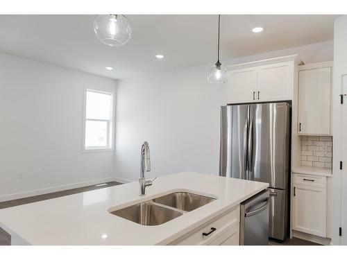 10214B 148 Avenue, Rural Grande Prairie No. 1, County Of, AB - Indoor Photo Showing Kitchen With Double Sink With Upgraded Kitchen