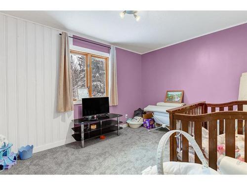 743026 Rr 50, Rural Grande Prairie No. 1, County Of, AB - Indoor Photo Showing Bedroom