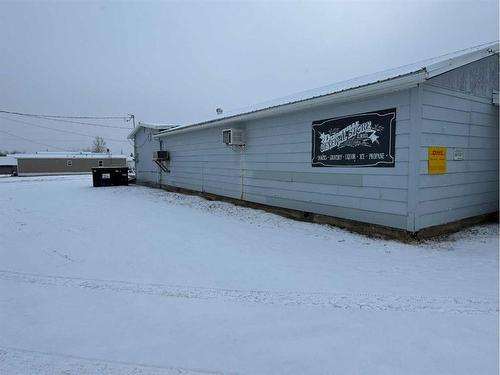 101 Main Street, Dixonville, AB 