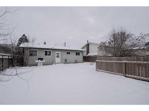 7414 98A St, Peace River, AB - Outdoor